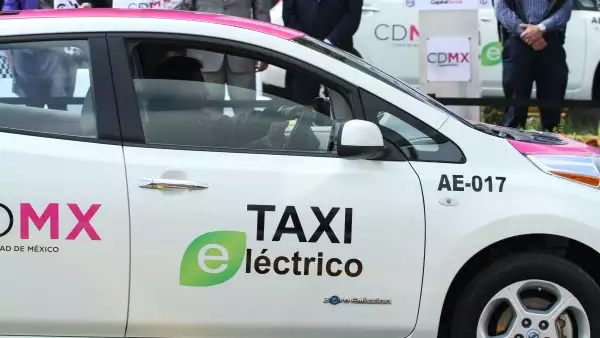 El apoyo a los concesionarios de taxis en la capital del país se dará mediante tres modalidades.