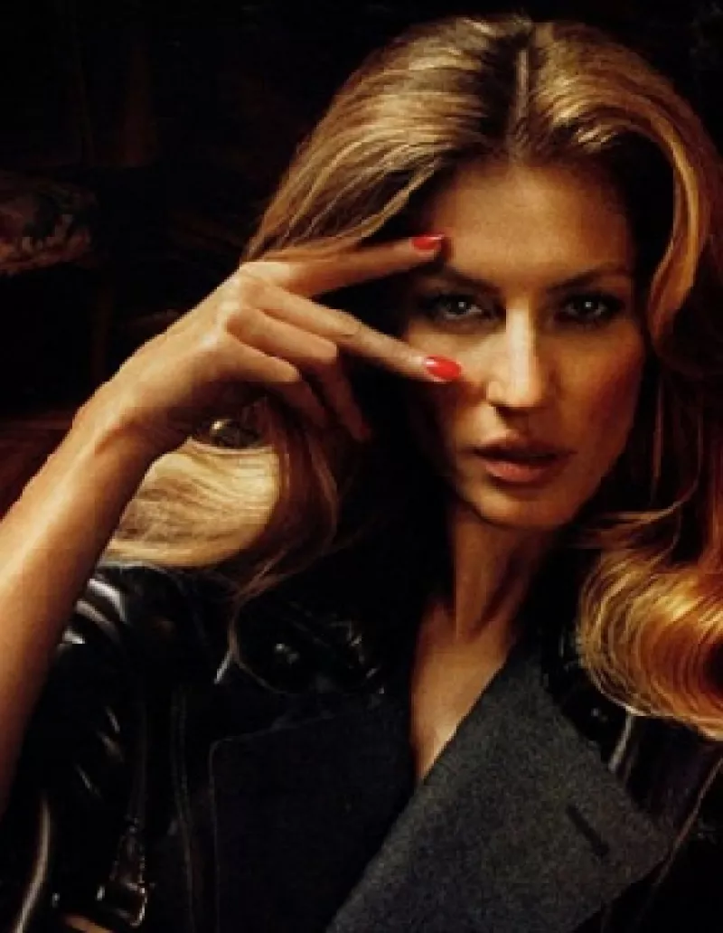 La esposa de Tom Brady hizo un donativo a la Cruz Roja para ayudar a Haití a recuperarse del terremoto que azotó la isla este martes.