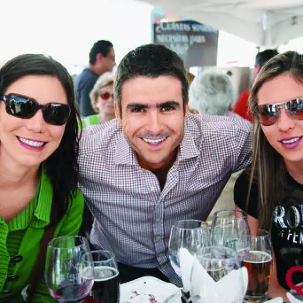 Diana Sanchez, Juan Manuel Flores, Begoña Martinez
