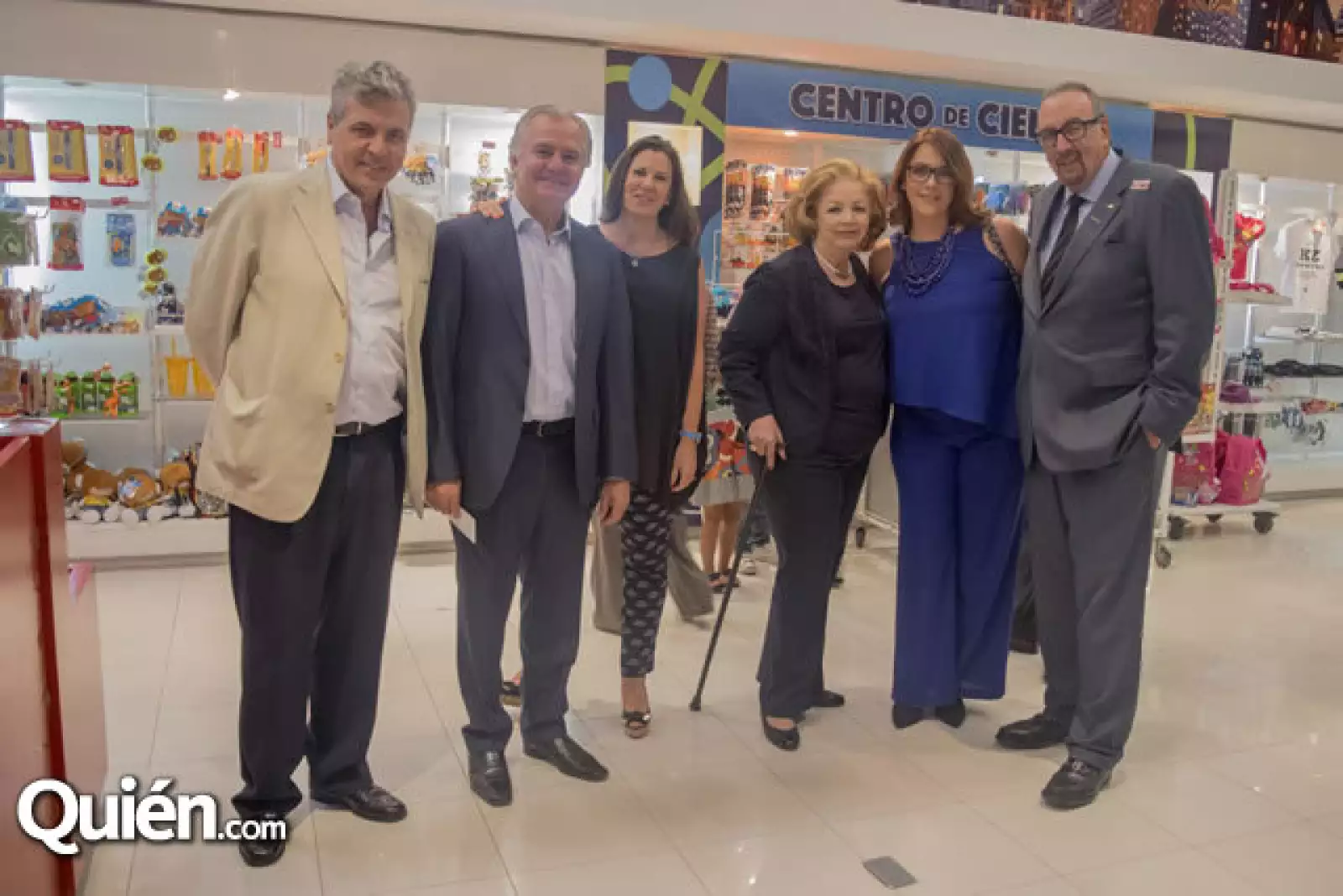 Manolo Fortes, Luis Felipe González, Claudia González, Gloria Rita Devlyn, Melanie Devlyn y Frank Devlyn