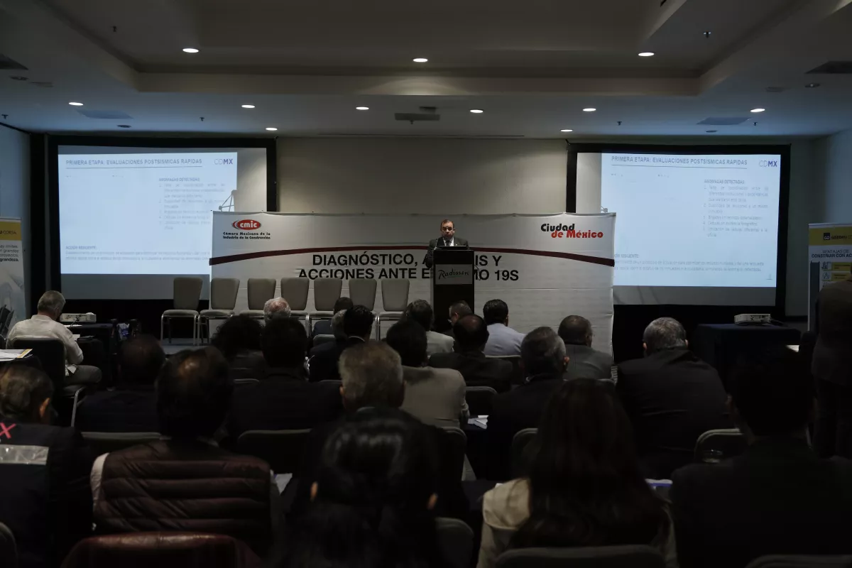 Encuentros entre profesionales. Patrocinado por Gerdau