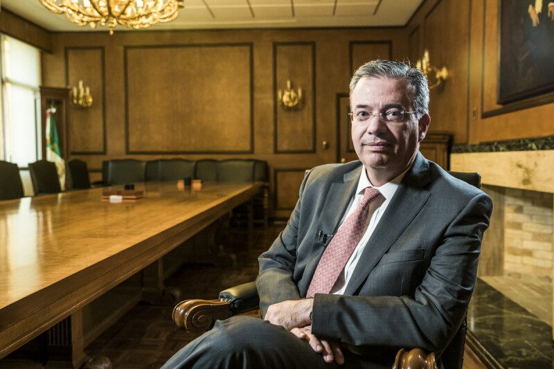 Banxico Prosa Tarjetas de crédito Alejandro Díaz de León