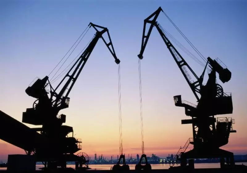 Refiner�a petr�leo_4