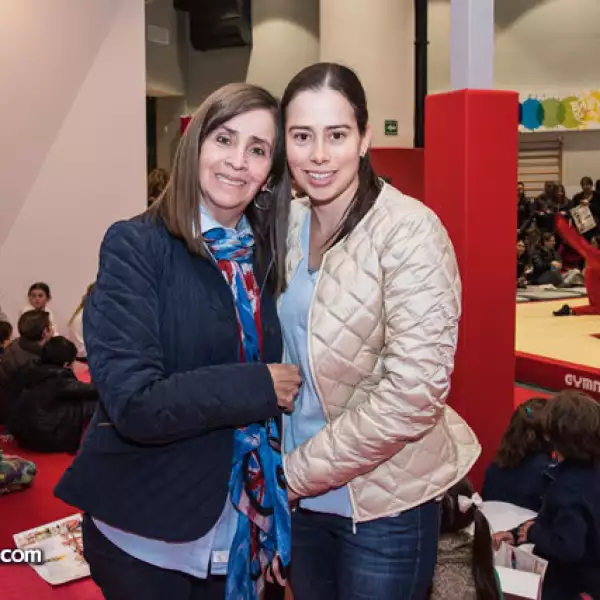 Patricia y Jessica Sanders