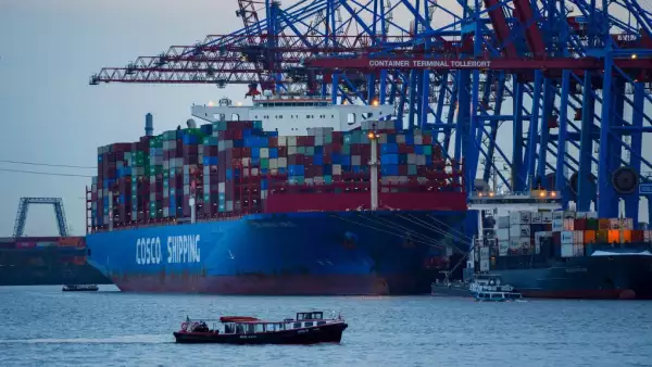 México registra déficit comercial en abril