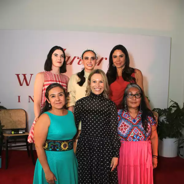 Julia Abouchard, Adriana Luna, Paola Rojas, Altagracia Gómez Si