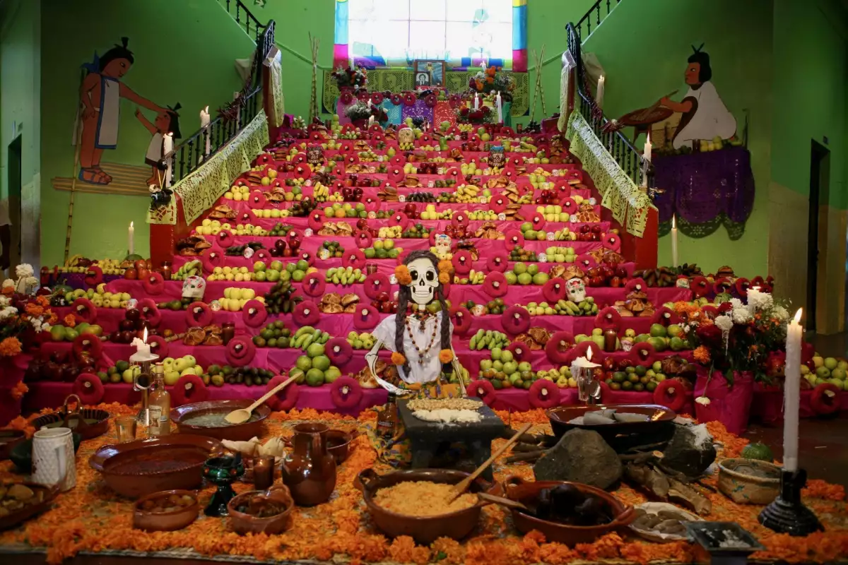 ¿Habrá puente por Día de Muertos en 2025? Estas son las fechas oficiales de la SEP
