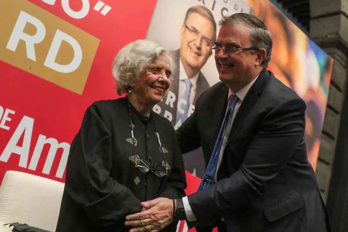 ELENA-PONIATOWSKA-MARCELO-EBRARD-LIBRO
