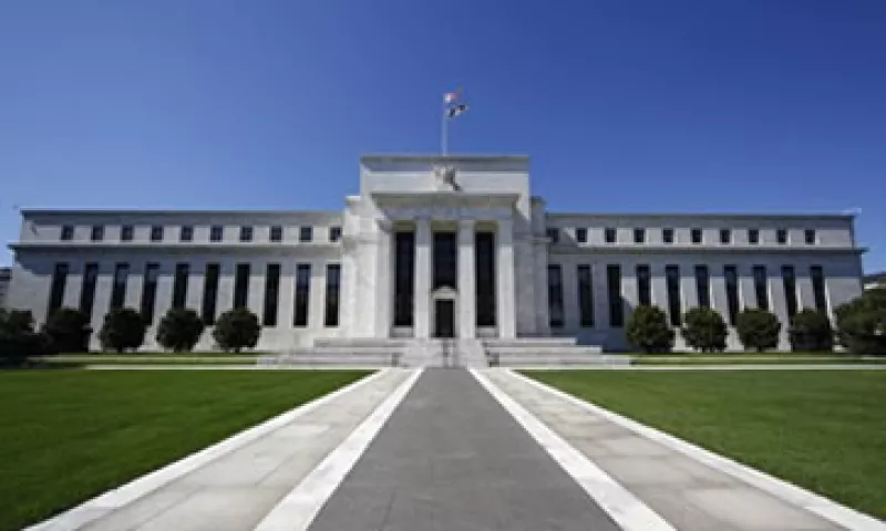 El estímulo tuvo el mismo efecto sobre los mercados que una rebaja sustancial de la tasa de interés, dijo Bullard. (Foto: Reuters)