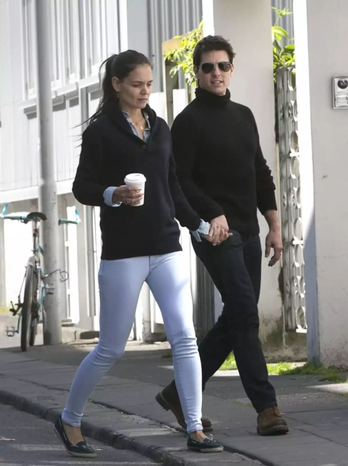 Esta fue la última foto de la pareja junta, tomada el 16 de junio pasado. En ella se puede apreciar la seriedad de la actriz.