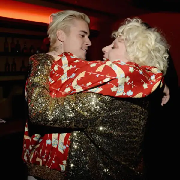 BFF? Lady Gaga y Justin no pudieron captarse más felices de estar juntos.