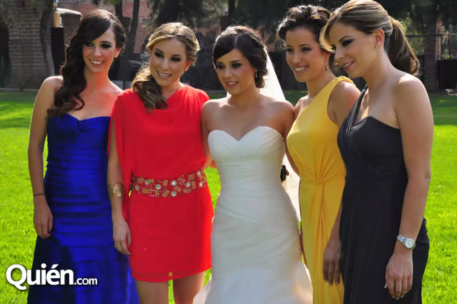 Regina Ramírez, Mariana Ortuño, Clau Valle, Caro Ochoa y Fabi Ramírez