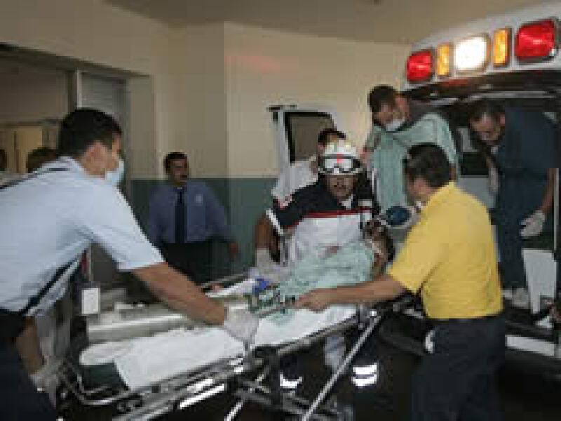 Los menores fueron trasladados a hospitales especializados. (Foto: Reuters)