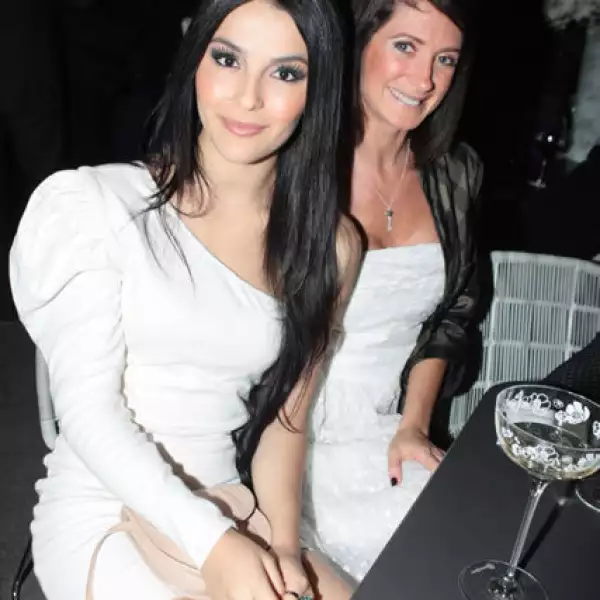 Jazmin Betancourt y Annie Salomon