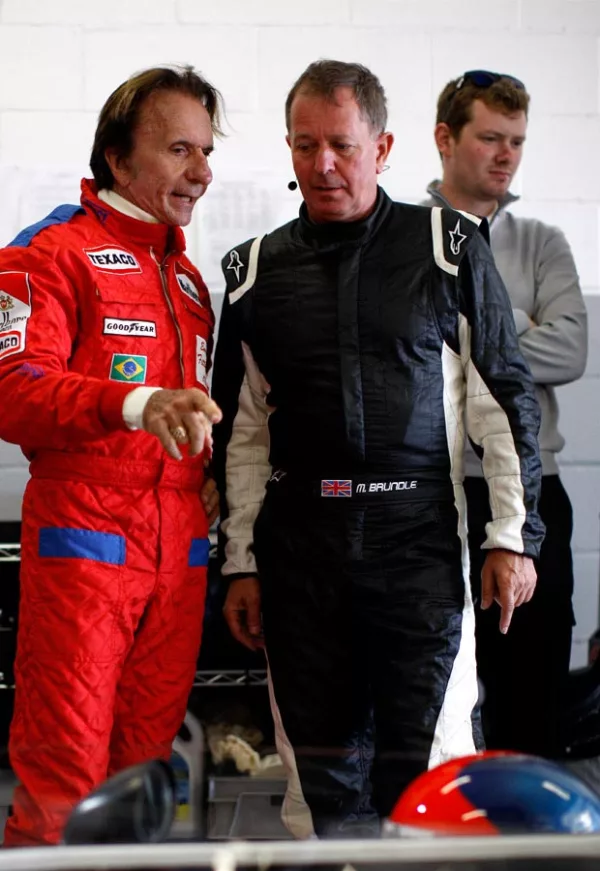 Para él, lo más importante es tener perseverancia y disciplina para conseguir cualquier resultado. Aquí lo vemos aconsejando al corredor Martin Brundle.
