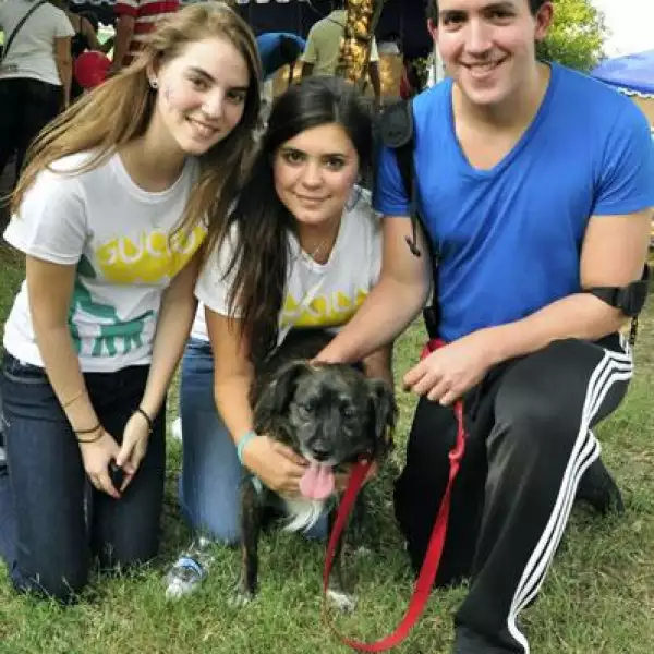 Mariel Ibañez,Monse Iga,Gerardo Iga y Pulgas