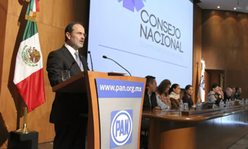 El líder panista calificó las supuestas acciones del PRI como una forma incorrecta de ganar la elección pasada. (Foto: Notimex)