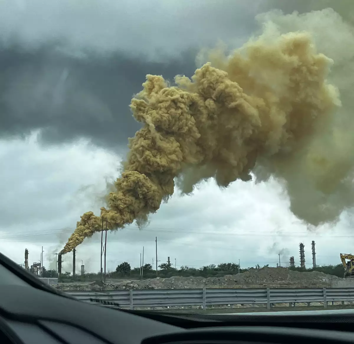 Contaminación en la refinería Cadereyta