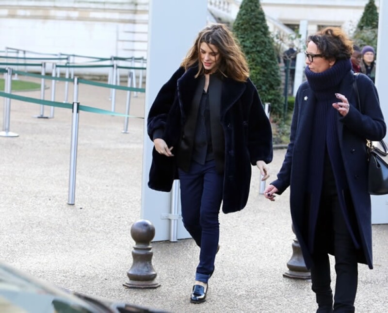 Carlota fue con amigos a la exposición de Cartier en el Grand Palais de París.