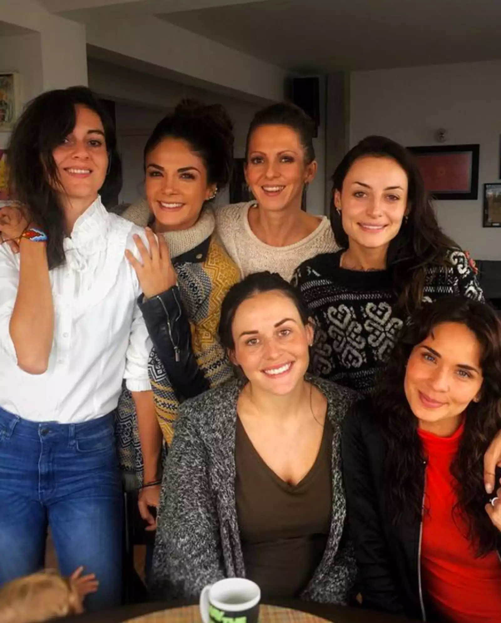 Zuria Vega y su squad