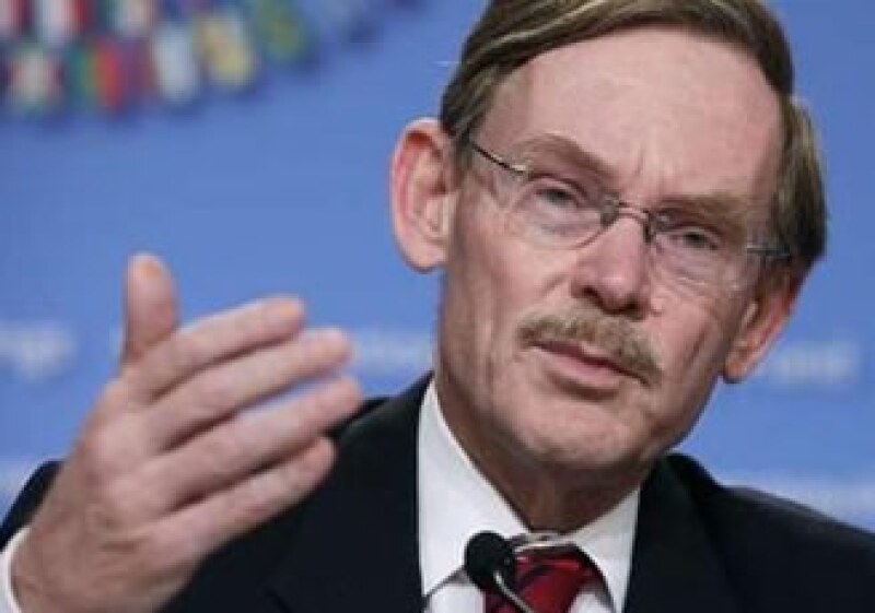 Robert Zoellick, presidente del BM, dijo que deben evitarse intervenciones que deriven en devaluaciones competitivas. (Foto: Reuters)