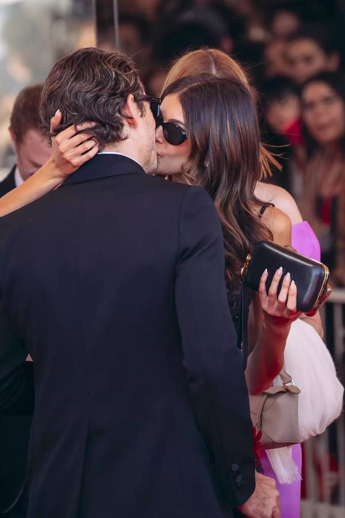 Kaia Gerber y Lewis Pullman