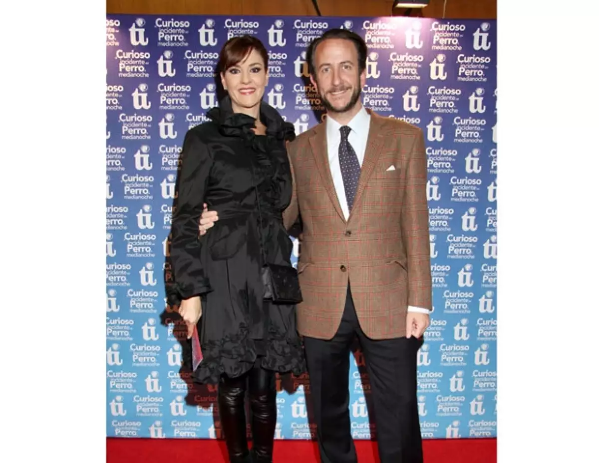 Chantal y Enrique tienen una hija de cuatro años llamada Natalia quien tendrá un hermano.