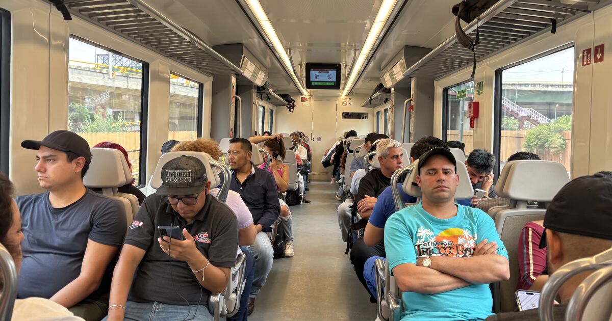 TREN AL AIFA: UN FRACASO AEROPORTUARIO, UN ÉXITO VECINAL