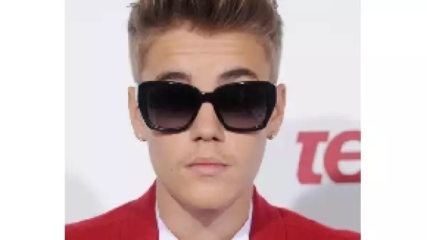 La estrella del pop reveló en la víspera de Navidad que se despide de los escenarios y agregó que los medios publican muchas mentiras sobre él y buscan su fracaso.