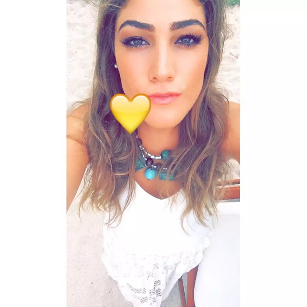 "Ser una persona bonita es ser honesta y bondadosa, lo de adentro se refleja afuera"