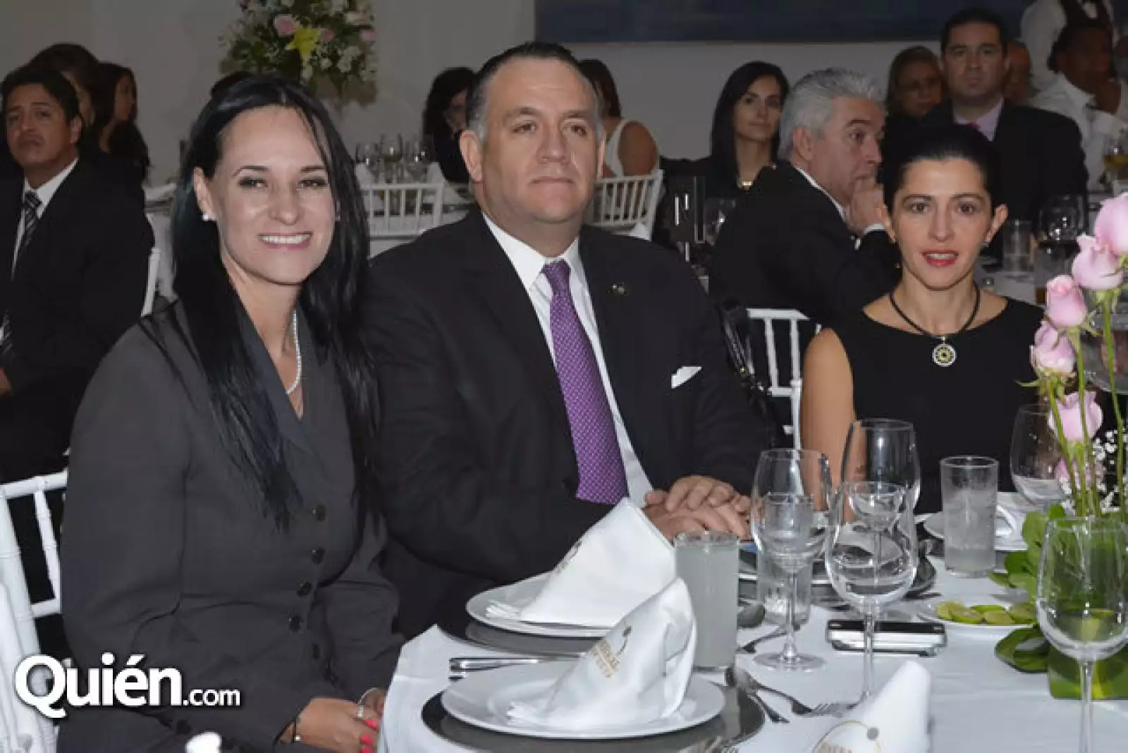 Isabel Sánchez Olguín,Erubiel Ávila,Miguel,Adriana Borja