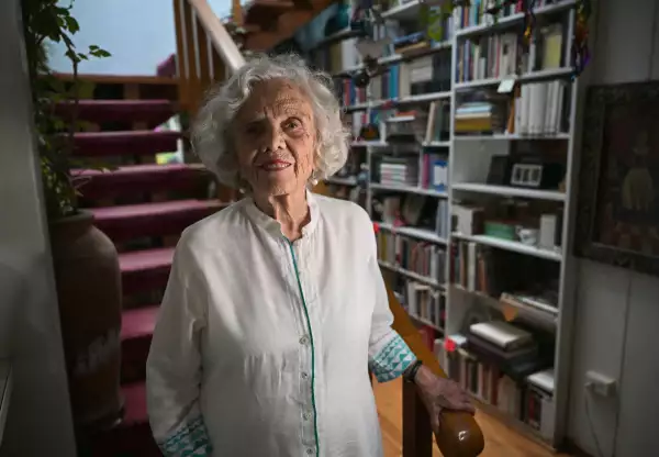 elena-poniatowska-excritora-feminista-