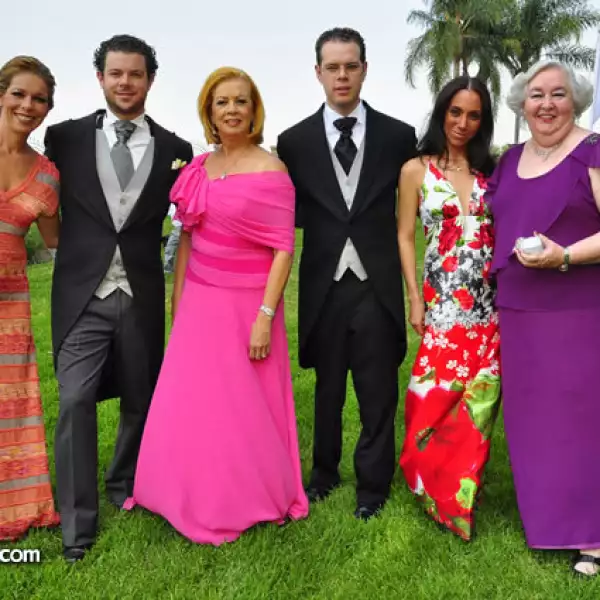 Judith Peñafiel, Guillermo Peñafiel, Ju Moreno, Alex Peñafiel, Georgina de Luca y Virginia Bush