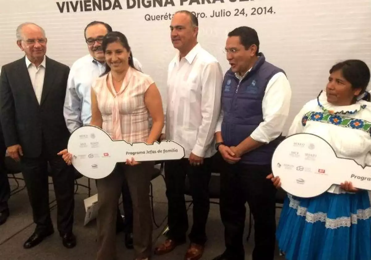 Sedatu presenta programa de vivienda para jefas de familia en Quer�taro