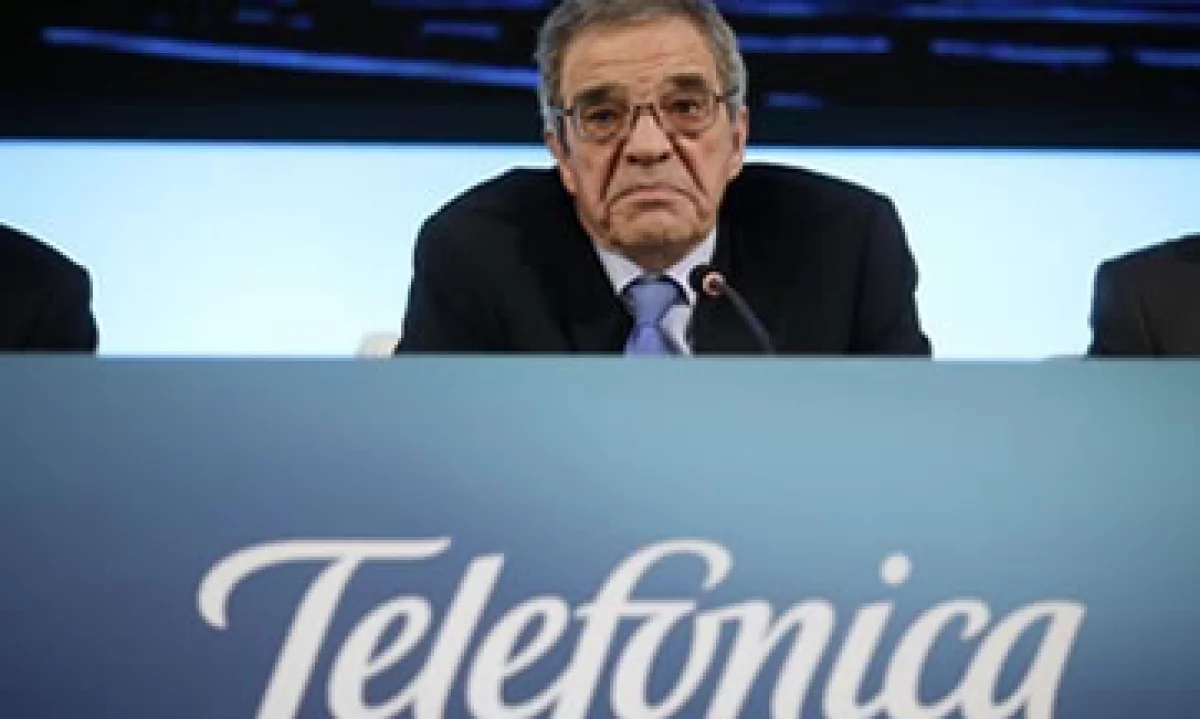 La compañía dirigida por César Alierta tuvo débiles resultados en Brasil. (Foto: Reuters)