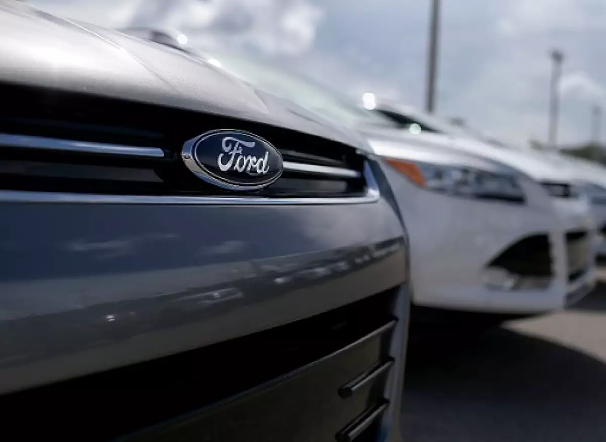 autos formados marca Ford
