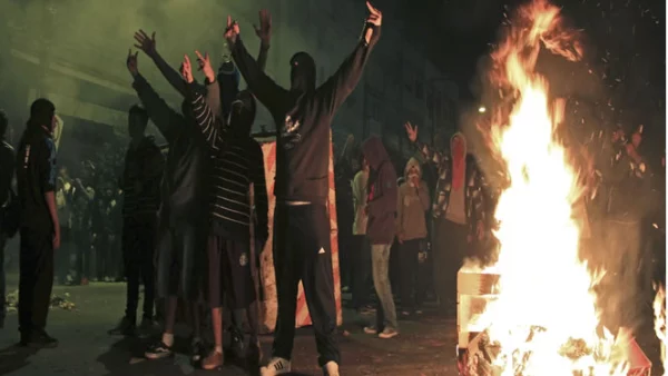 En las mayores protestas en Brasil desde hace dos décadas, el vandalismo y los saqueos han estado presentes. "Es difícil adelantarse al movimiento porque no hay una imagen clara de quiénes son o qué exactamente es lo que harán", dijo un politólogo de la U