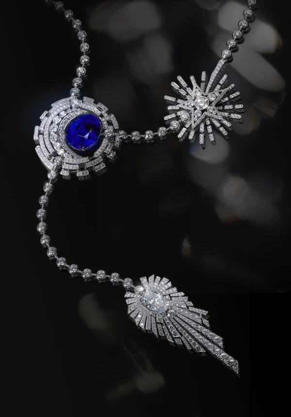 collar chanel corazon mar