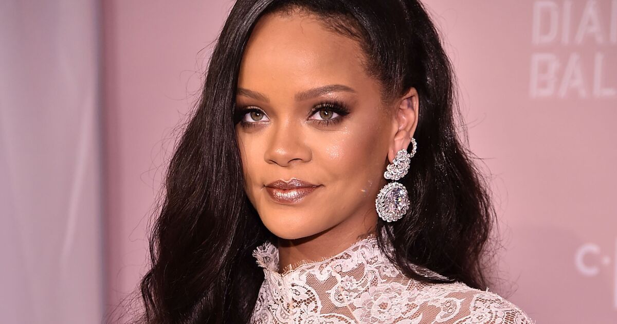 Los molestos mensajes de Chris Brown en fotos de Rihanna