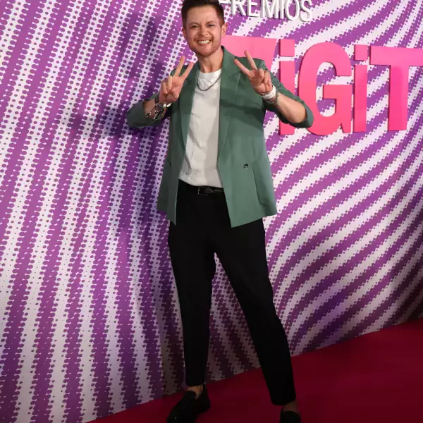 Rojstar, Gerardo Nuño