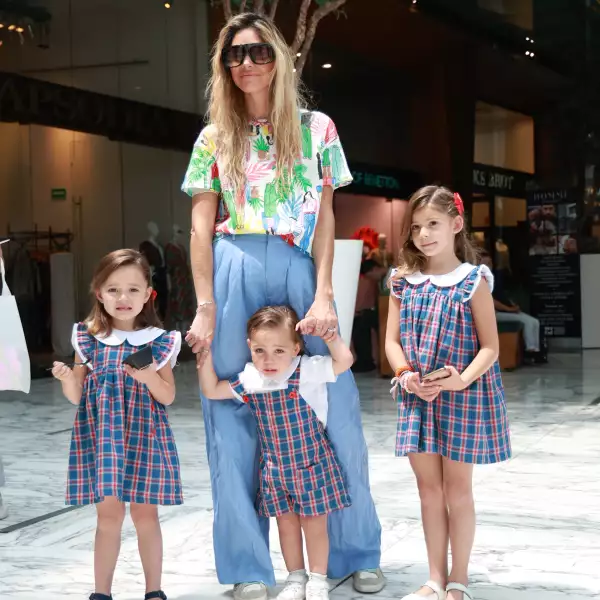  Ivanna y José Maria Bello, Regina Bautista y Micaela Bello