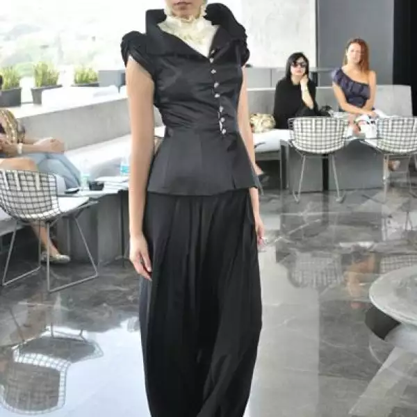 Venus by Alejandro Carlín