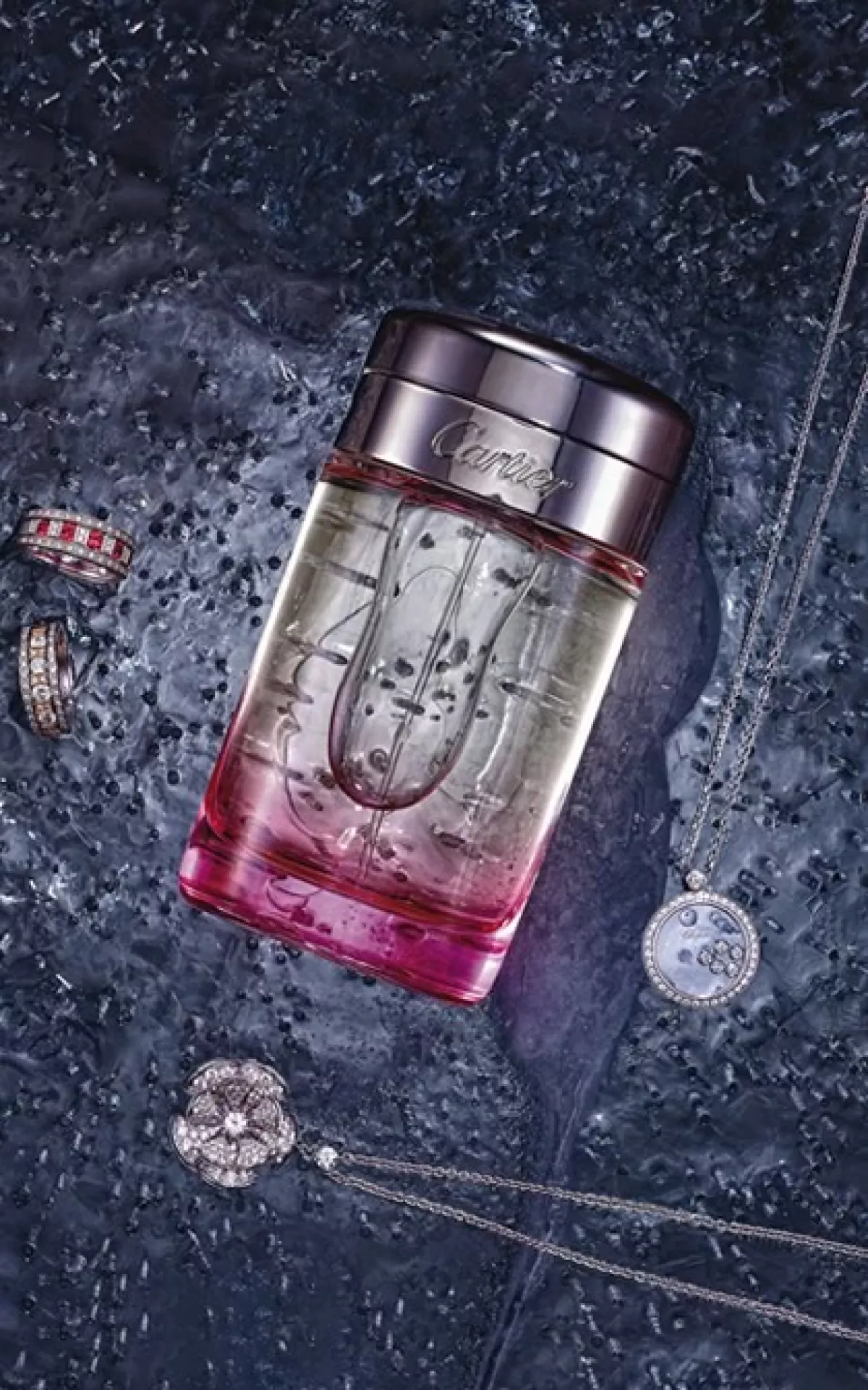 Joyería Damiani, Chopard y Bvulgari. Perfume Cartier.