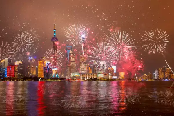 New year's fireworks in Shanghai - Shanghai 