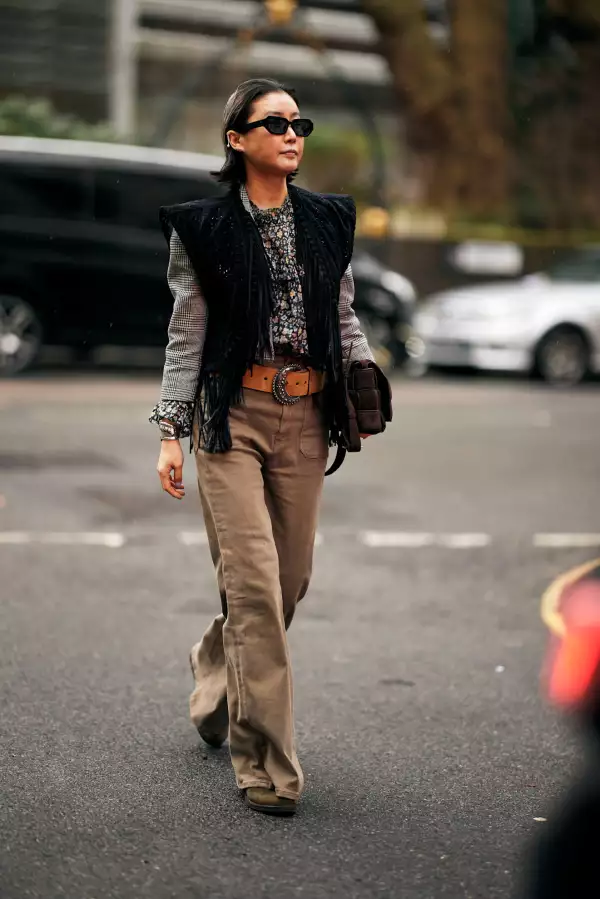 London str F25 1135.jpg