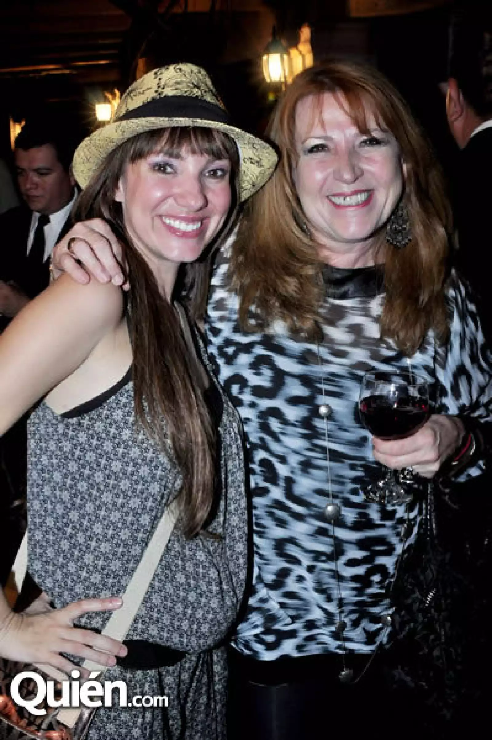 Ludivina Velarde y Bety Zepeda