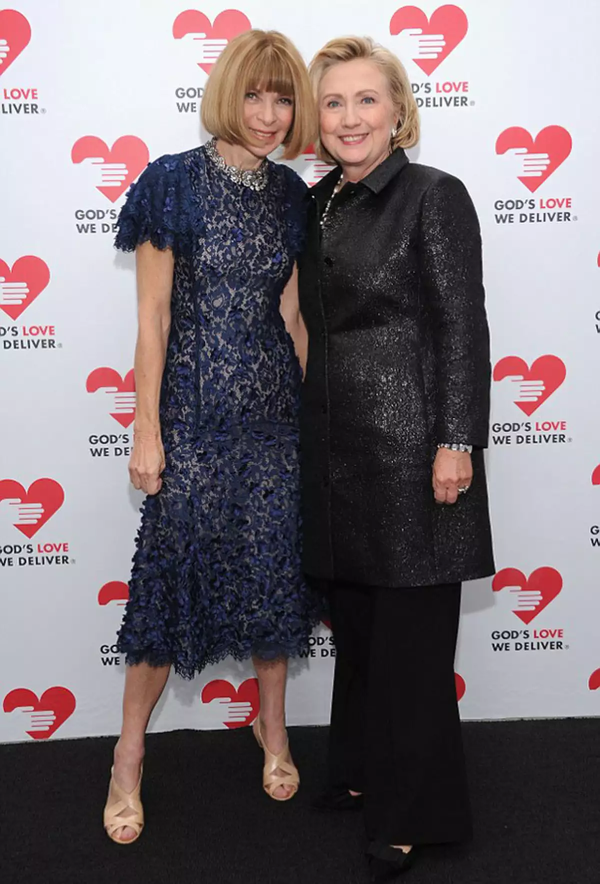 Hillary se ha acercado a la moda durante estos meses de campaña gracias a los consejos de la editora de Vogue US, Anna Wintour.