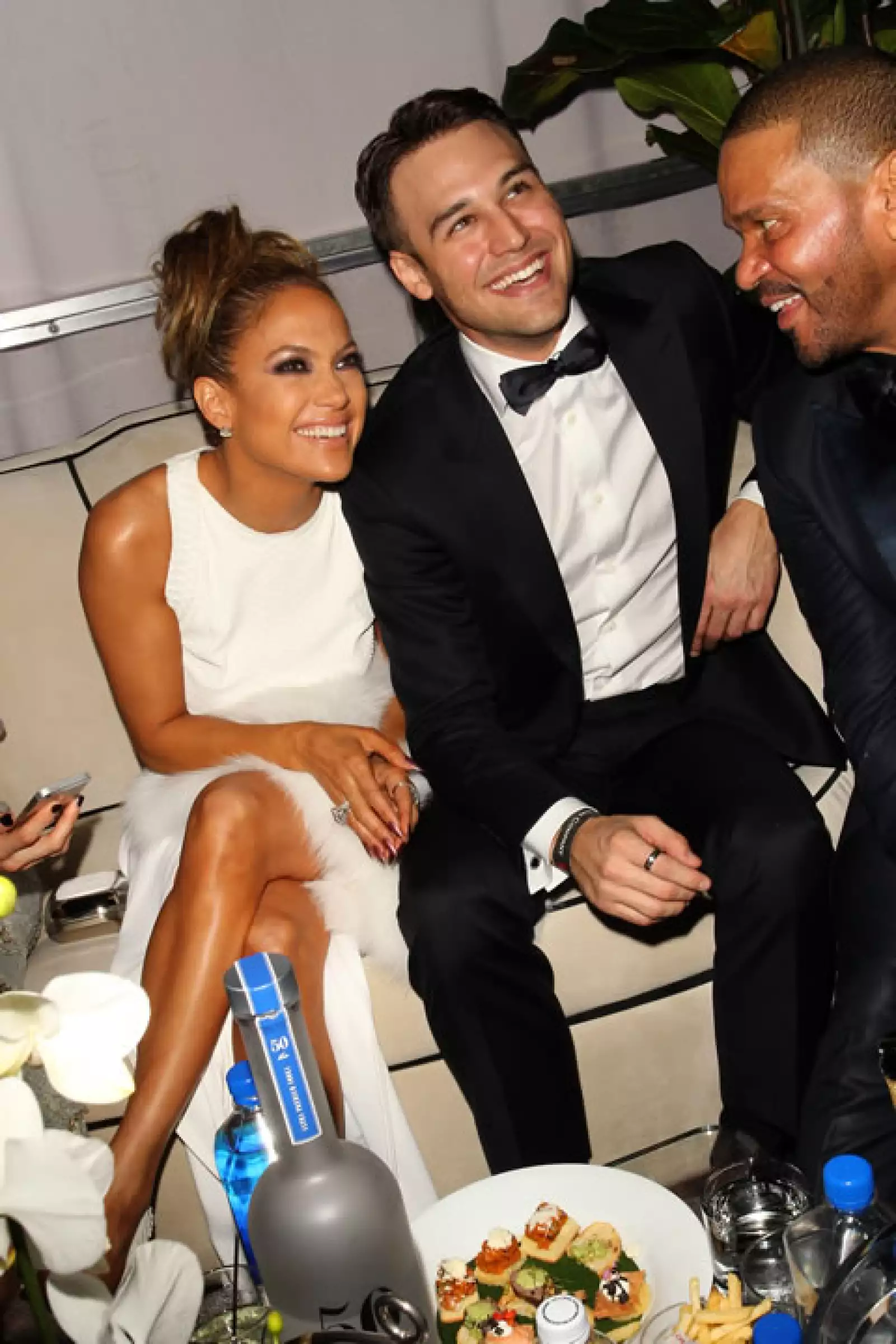 Jennifer Lopez se la pasó divertidísima en la fiesta.