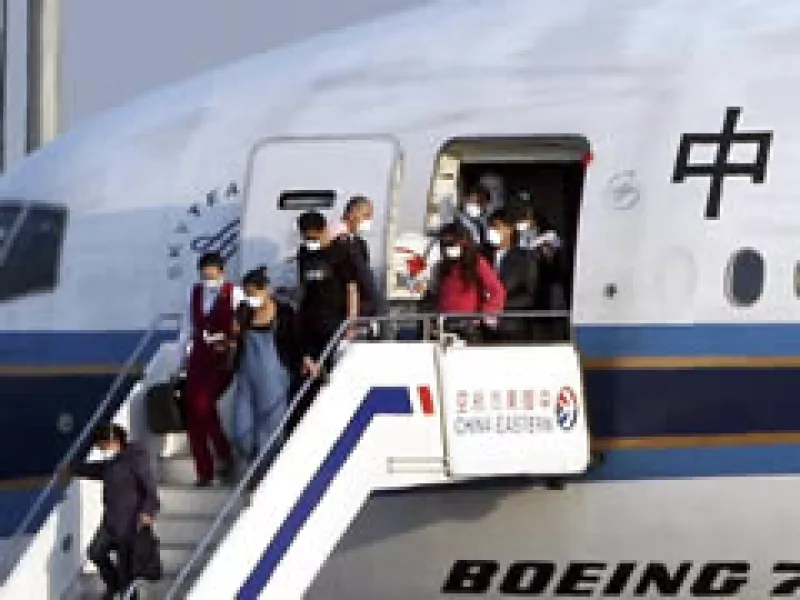 China puso en cuarentena de siete días a mexicanos del vuelo que llegó a Shanghái desde Ciudad de México. (Foto: Reuters)