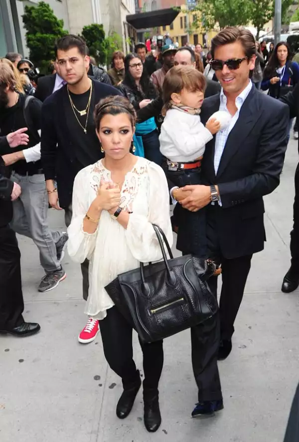 Kourtney le habría puesto a Scott el desintoxicarse como condición para ver a sus tres hijos.